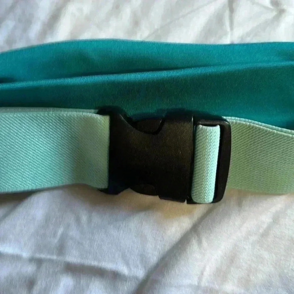 FitKicks Turquoise waist pouch Fanny pack exercise belt bag jogging biking - Picture 3 of 5